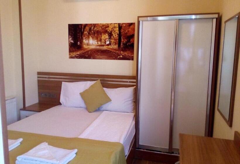 Economy Triple Room, Olimpiyat Hotel Izmir