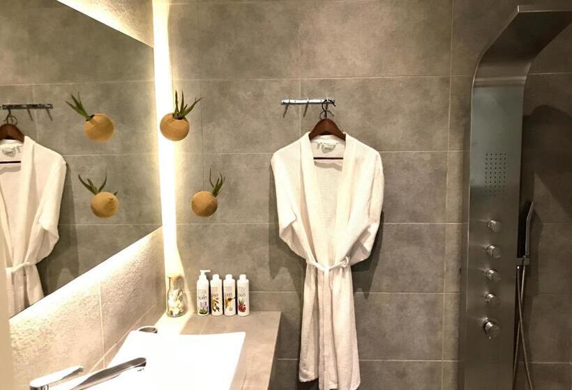 Люкс Вид на Море с Гидромассажем, Palms And Spas Villas Retreat