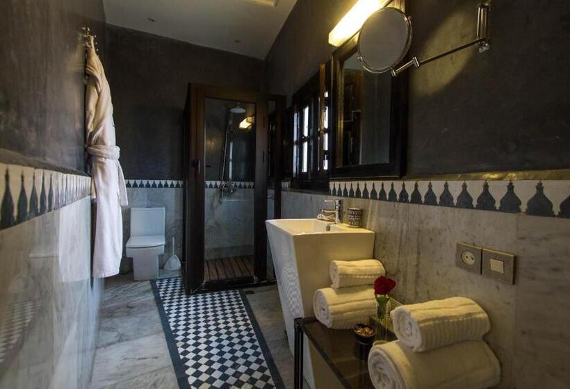 اتاق لوکس, Riad Braya