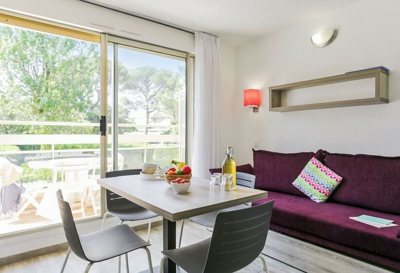 Студио Стандарт Вид на Сад, Résidence Pierre & Vacances La Corniche D Or