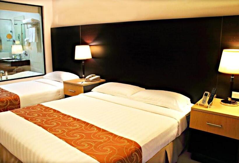디럭스 룸, The Lake Hotel Tagaytay