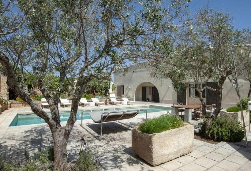 اتاق استاندارد با تخت بزرگ, Masseria Bernardini Art Resort