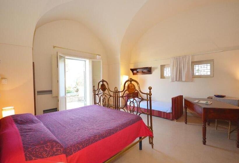 اتاق استاندارد سه نفره, Masseria Bernardini Art Resort