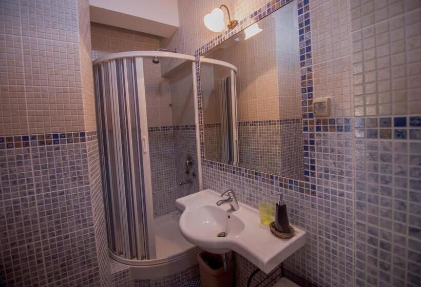 سوییت با چشم‌انداز دریا, Apartments And Rooms Levantin Inn