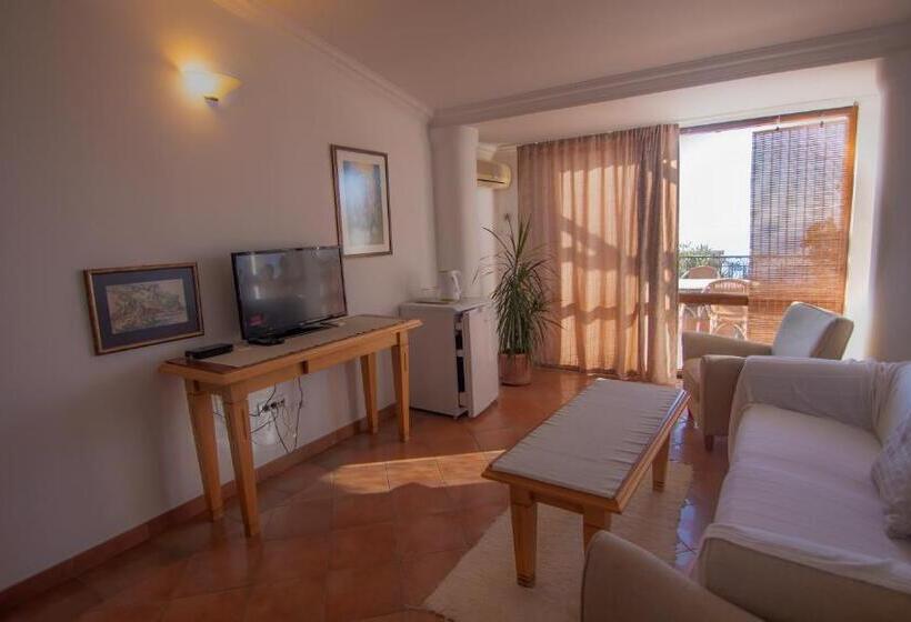 سوییت با چشم‌انداز دریا, Apartments And Rooms Levantin Inn