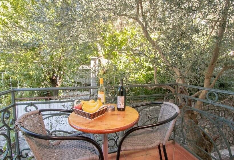 اتاق استاندارد, Apartments And Rooms Levantin Inn