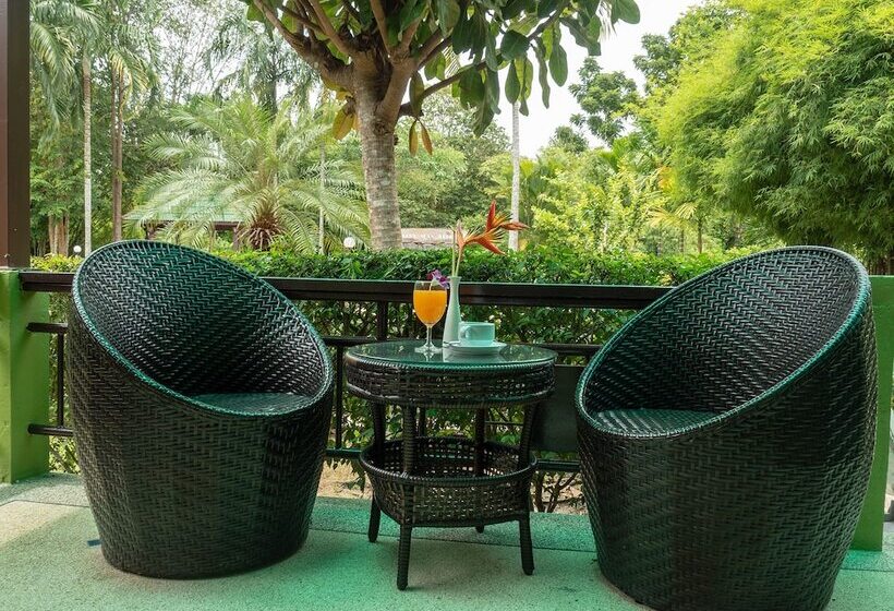 Апартаменты Superior 1 Спальня Вид на Бассейн, Ao Nang Baan Suan Resort
