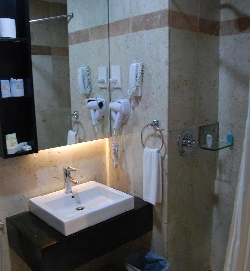 Номер Стандарт, Pacific Palace