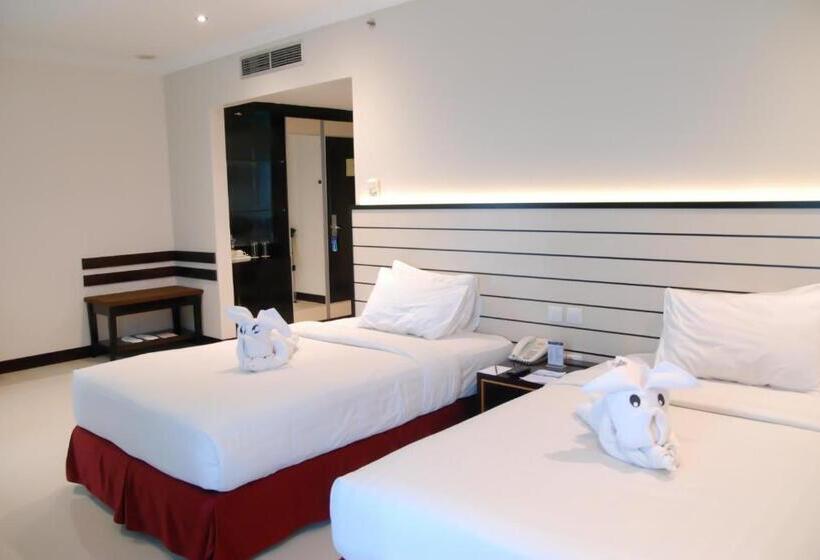 Номер Deluxe, Pacific Palace