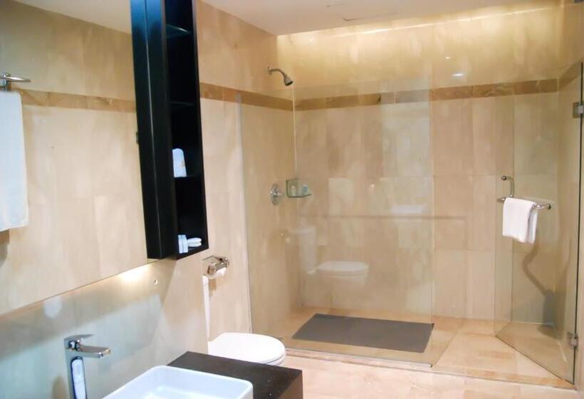 Номер Deluxe, Pacific Palace