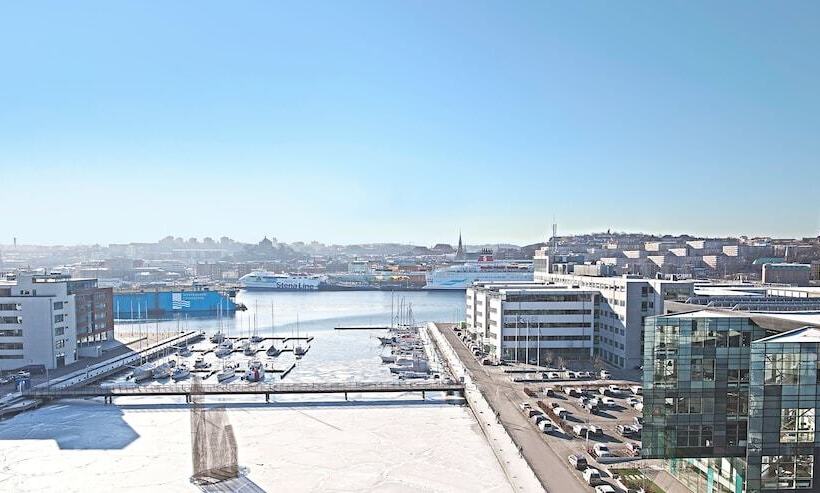 Номер Superior Вид на Реку, Radisson Blu Riverside