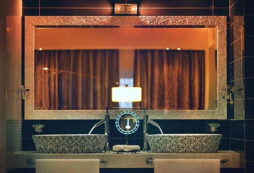 Президентский Люкс, Mirotel Resort And Spa