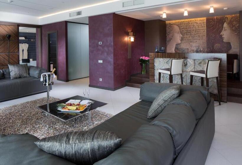 Люкс Повышенной Комфортности, Mirotel Resort And Spa