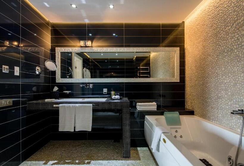 Президентский Люкс, Mirotel Resort And Spa