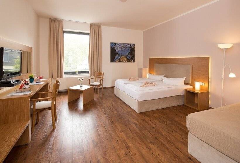 Четырехместный Номер Стандарт, T3 Hotel Cityloft