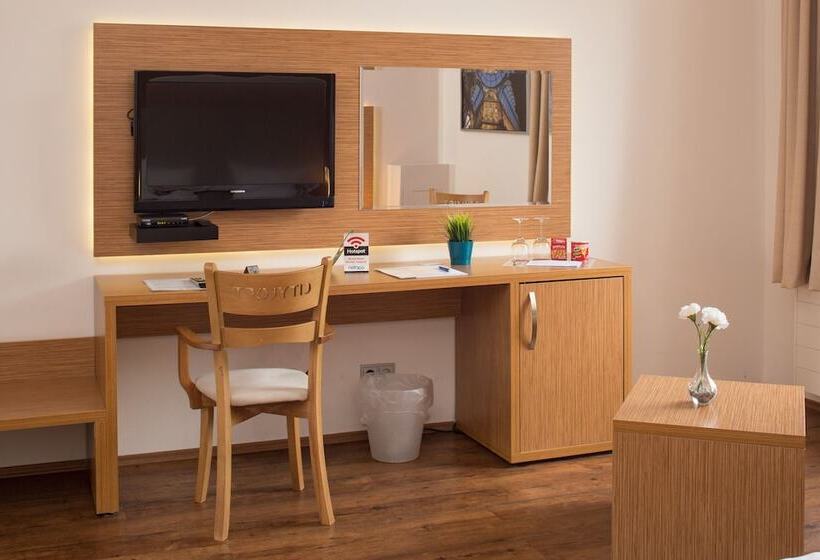 Семейный Номер, T3 Hotel Cityloft