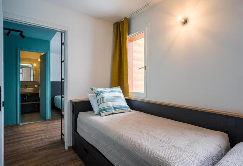 Family Suite, L Outa Hotel Restaurant