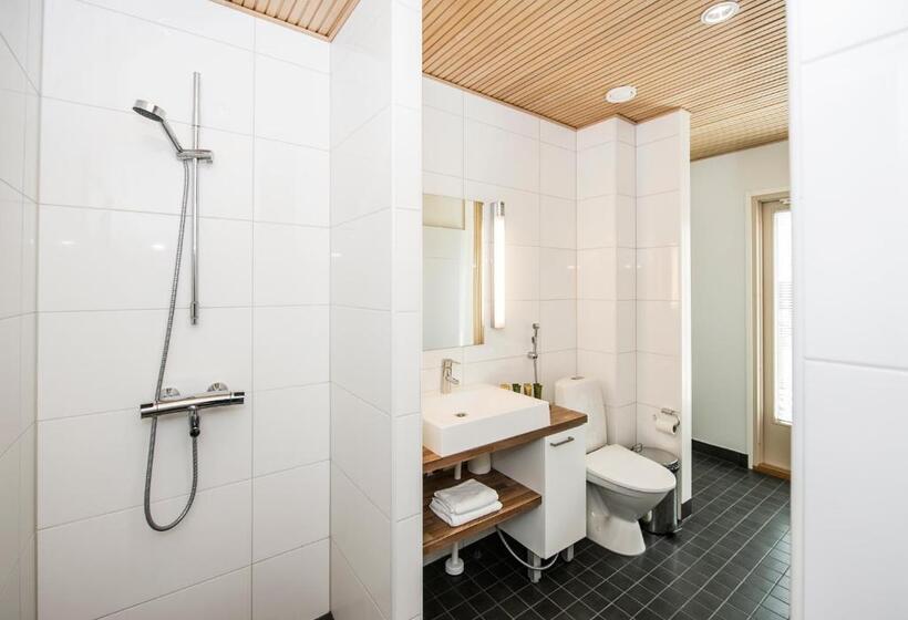 Villa 2 Makuuhuonetta, Vanajanlinna