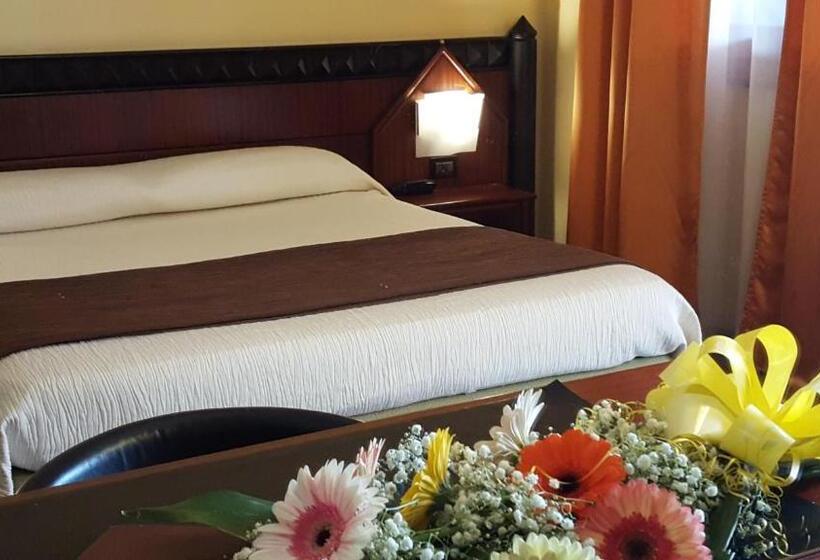 标准间, Motel Flower
