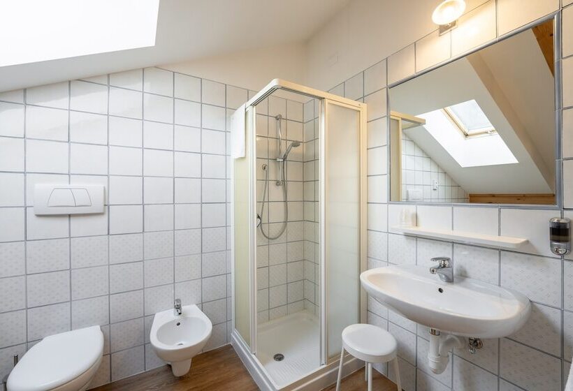 Номер Стандарт Трехместный, Villa Adria B&b