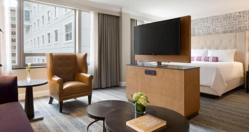 이그제큐티브 스위트 킹침대, Fairmont Washington Dc Gold Experience