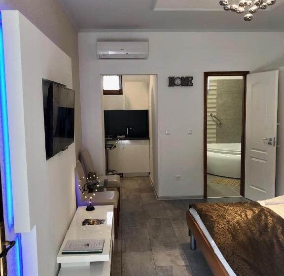 Номер Deluxe с Балконом, Bajor Panzió Bük Bükfürdő, Adults Friendly 12 Plus