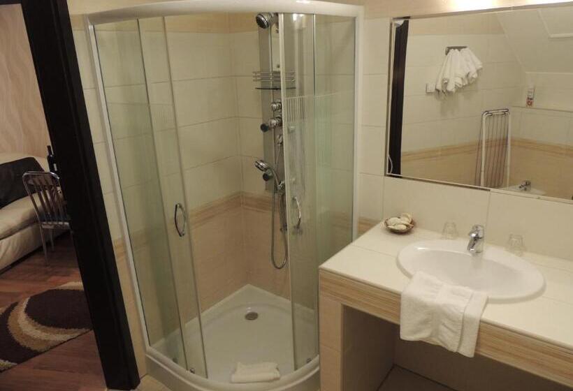 Люкс Повышенной Комфортности, Bajor Panzió Bük Bükfürdő, Adults Friendly 12 Plus