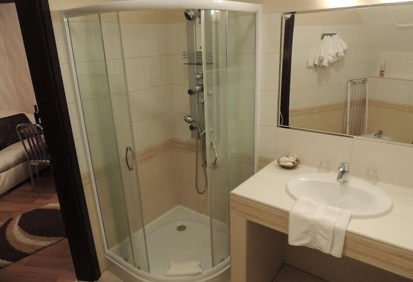 Люкс Повышенной Комфортности, Bajor Panzió Bük Bükfürdő, Adults Friendly 12 Plus