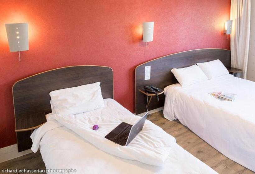 Четырехместный Номер Стандарт, Hôtel De La Vendée