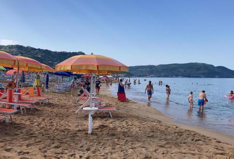Номер Стандарт Трехместный, Ristorante Colleverde