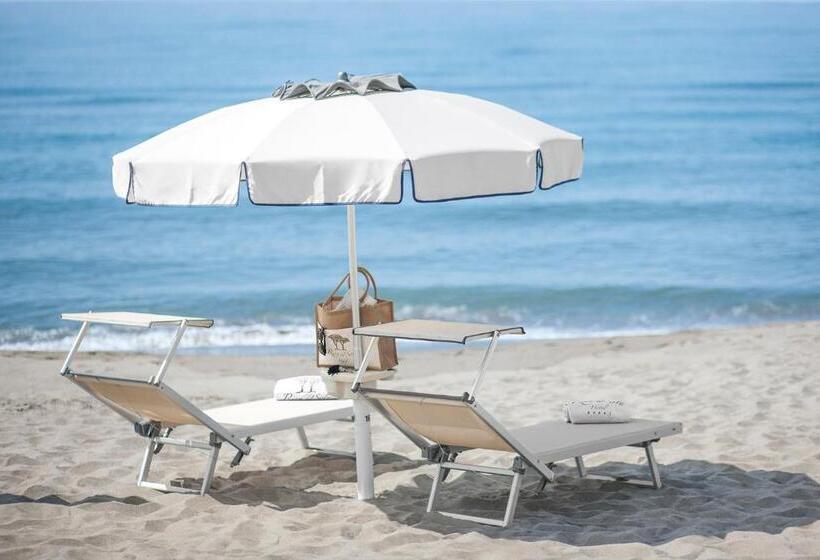 オーシャンビューデラックスルームバルコニー付き, Riva Del Sole Resort & Spa