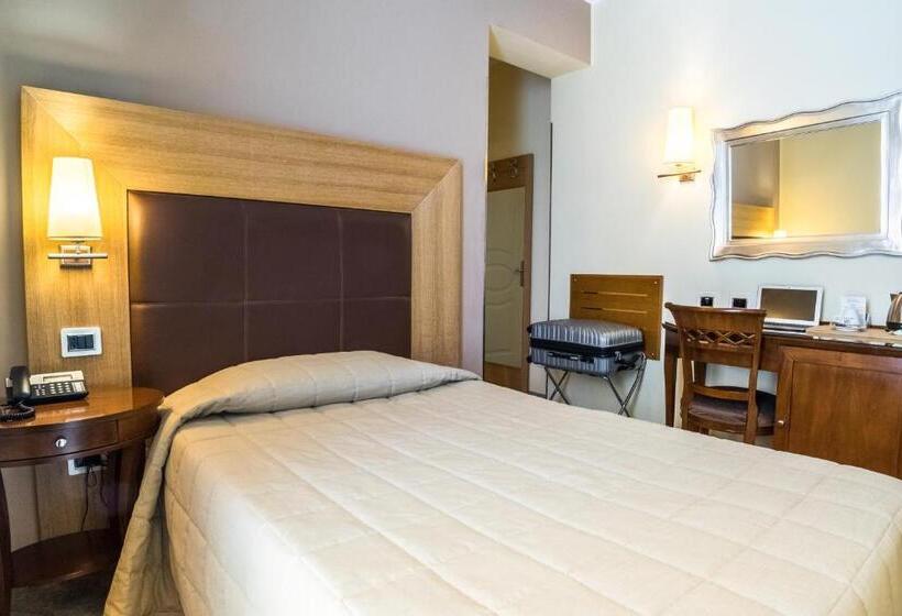 Индивидуальный Номер Классика, Villa Tirreno