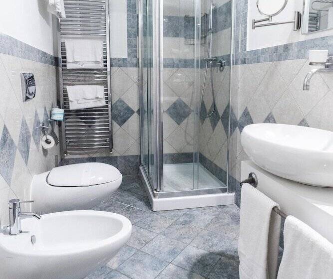 اتاق کلاسیک, Villa Tirreno