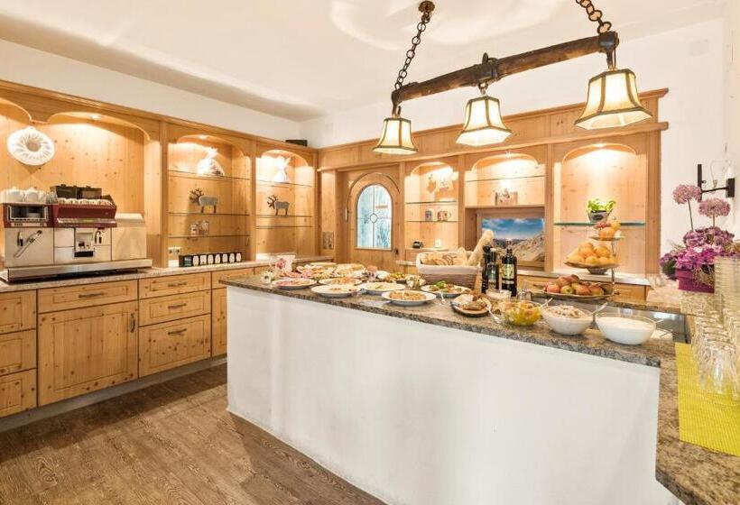 اتاق استاندارد با سرویس بهداشتی مشترک, Zur Schönen Aussicht Hotel Garni