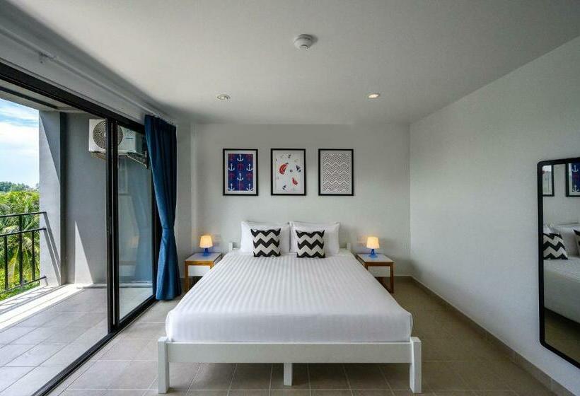 キングサイズベッドのスイートルーム, Maikhao Hotel, Phuket
