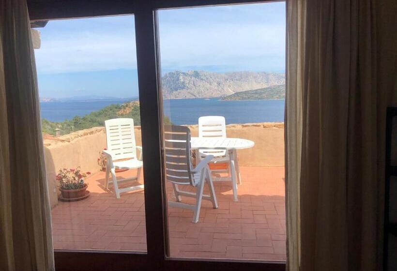 Апартаменты 2 Спальни Вид на Море, Villaggio Est A Capo Coda Cavallo San Teodoro