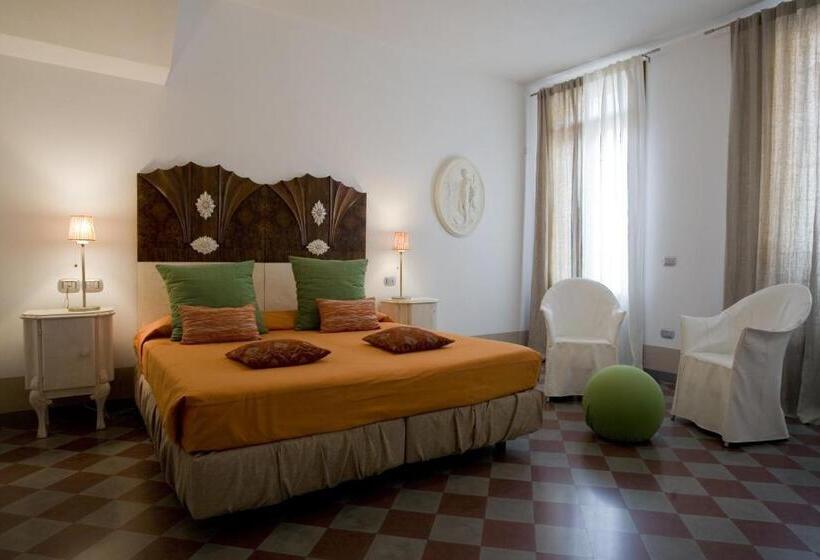 اتاق استاندارد سه نفره, Art Hotel Al Fagiano