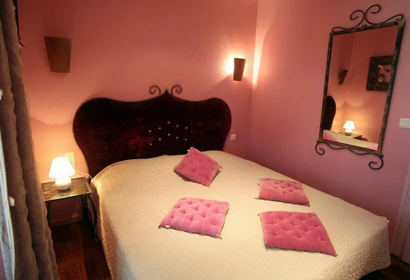 Номер Стандарт, Hôtel Mas De Baumes