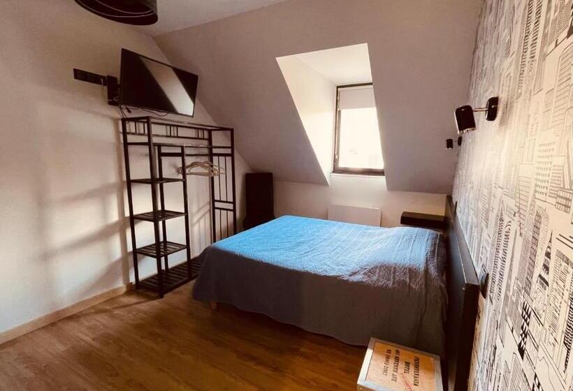 带1个卧室带花园景观的公寓, Le Clos Robinson