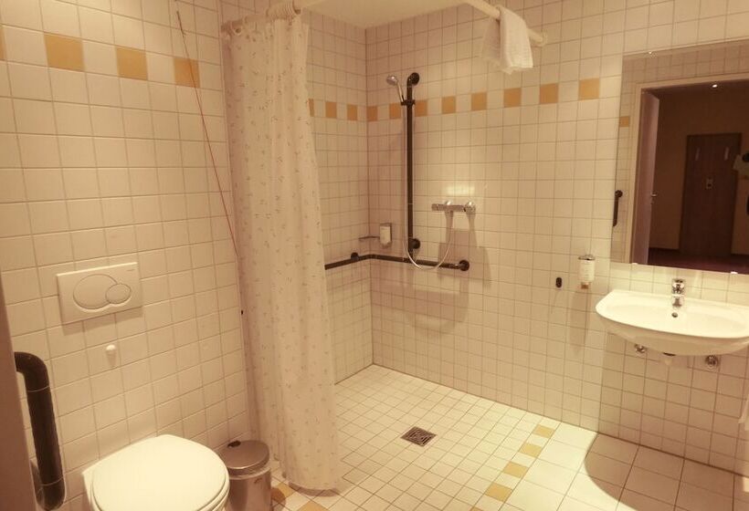 Полулюкс, Nashira Kurpark Hotel  100 Prozent Barrierefrei