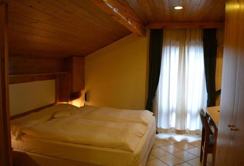 Номер Стандарт Трехместный, Paradise Lodge