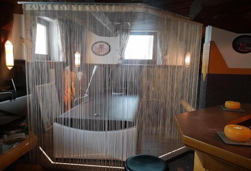 １ベッドルームのデラックスアパートメント, Apparthotel Landhaus Veronika