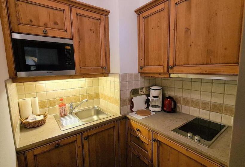 １ベッドルームのデラックスアパートメント, Apparthotel Landhaus Veronika