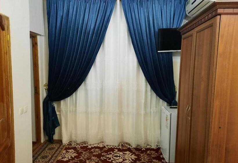 싱글 디럭스 룸, Boutique Hotel Parvina