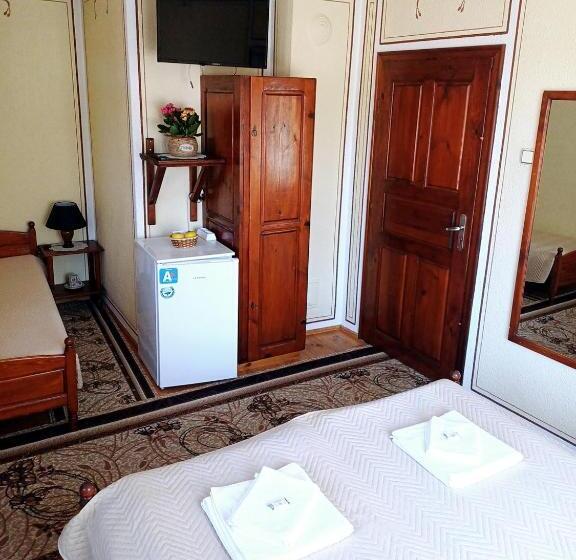 スタンダードトリプルルーム, Guest Rooms Dona