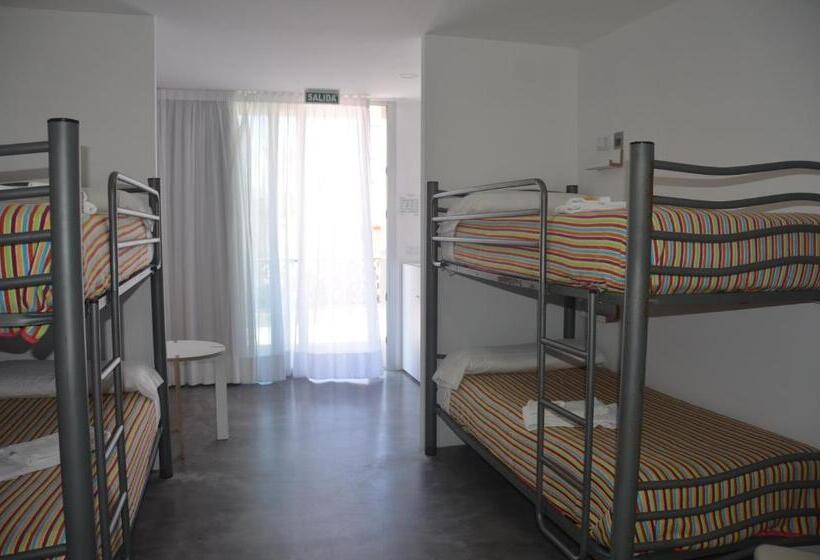 Quarto Quádruplo Standard, Bela Muxía