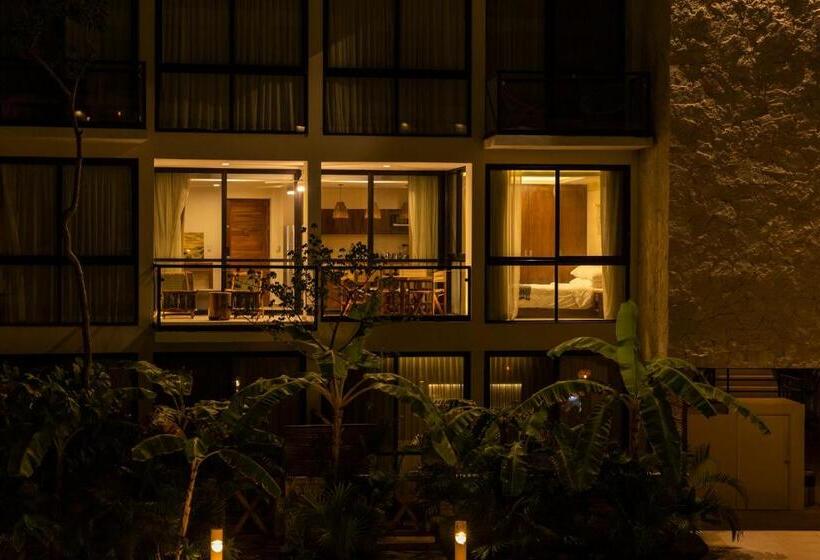 إستديو قياسى مزود بشرفة, The Waves Tulum By Bnb Experience