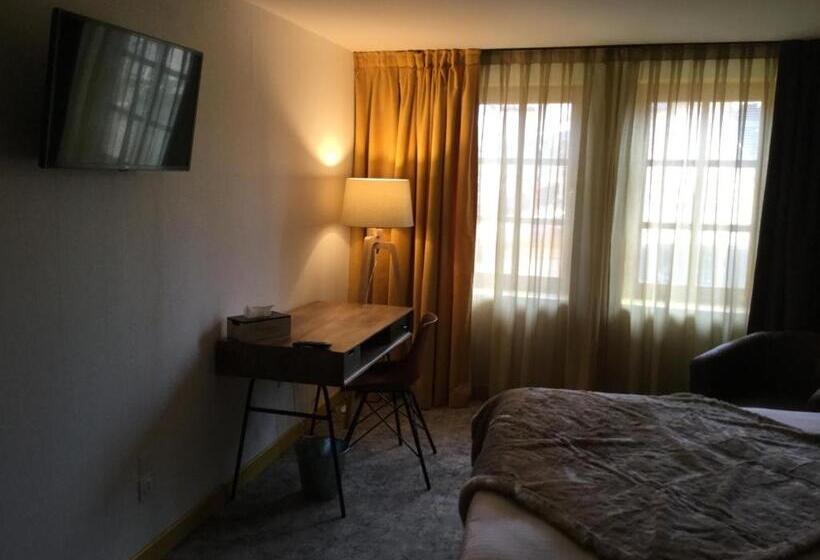 Номер Superior, Contact Hôtels Le Savigny & Spa