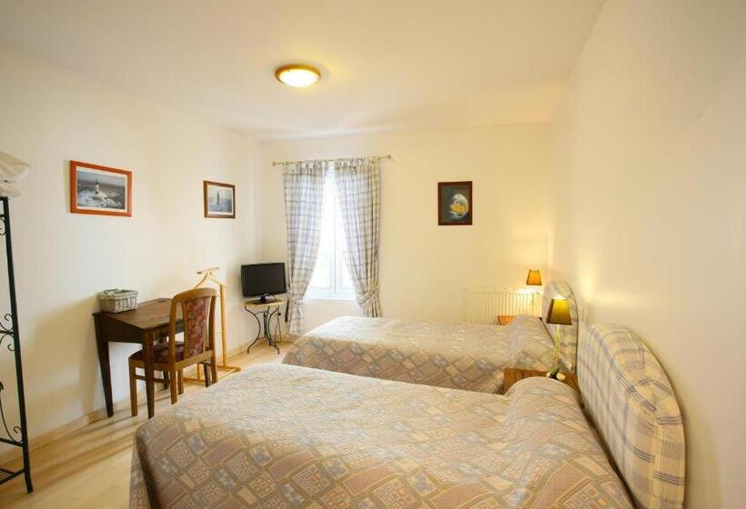 Номер Стандарт, Logis Auberge La Cremaillere