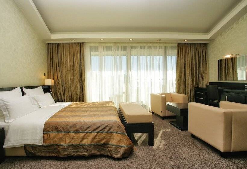 سوییت با چشم‌انداز دریا, Monte Casa Spa & Wellness